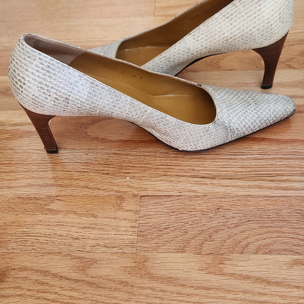 Gucci Beige Women's Heels Pumps 8B - Picture 10 of 13